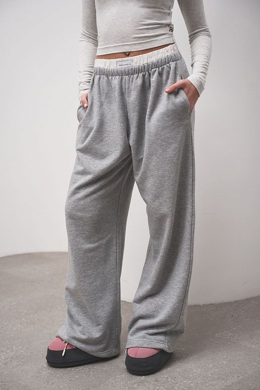 Брюки трикотажні з білим поясом сірі - №2