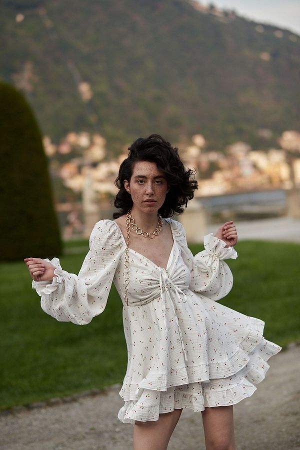 Сукня міні муслінова з рюшами молочний в ягідки D00923/1 № 3