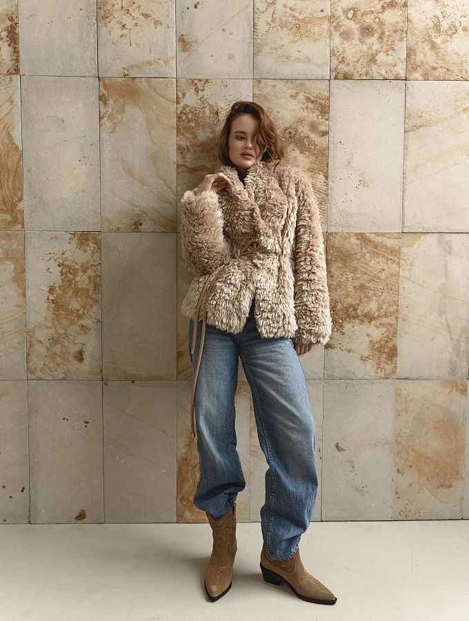 Шубка вкорочена бежева 19422/1 № 4