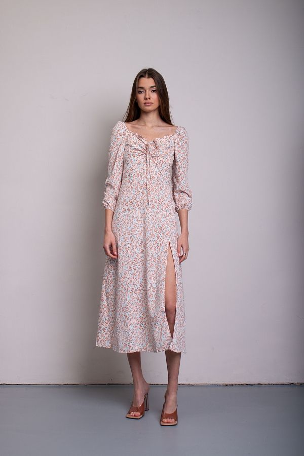 Сукня міді з роспіркою довгий рукав молочна в оранжеву квітку D0521ДР/6 № 1