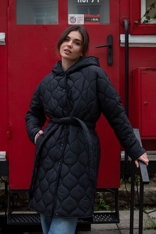 Куртка стьобана з капюшоном чорна МБПТ002/3 #RU# Куртка стеганная зимняя с черным капюшоном. МБПТ002/3 № 1