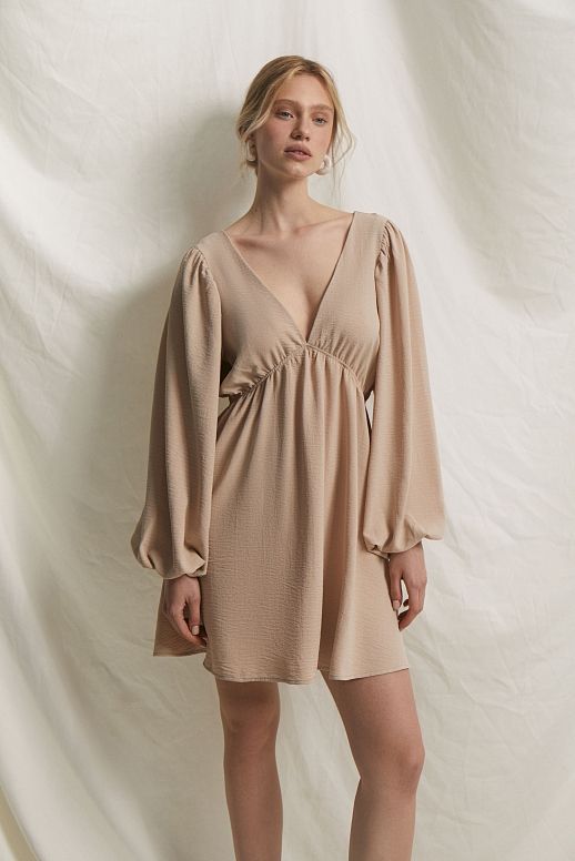 Сукня міні з відкритою спиною бежева