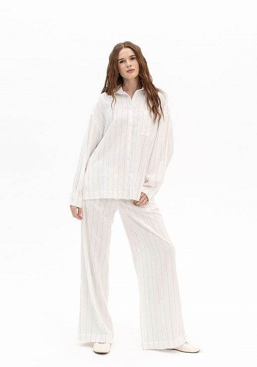 Сорочка лляна з довгим рукавом молочна