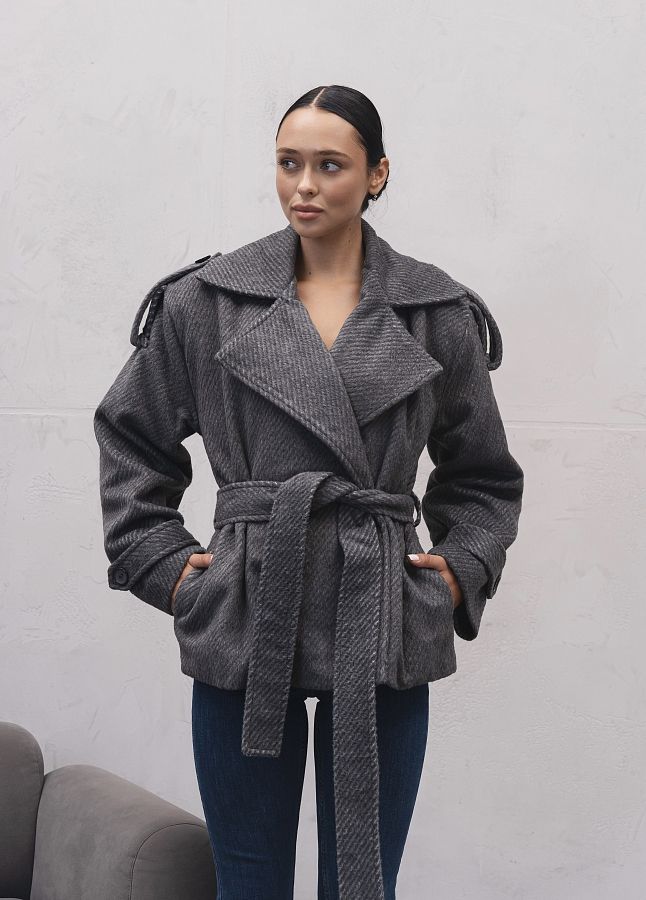 Пальто коротке з широкими плечами під пояс сіре PL25/02 #RU# Пальто короткое с широкими плечами под пояс серое PL25/02 № 2